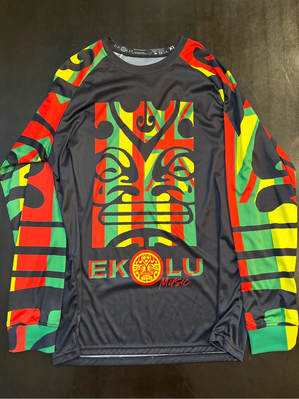 Men’s XL Ekolu Music Band Merch Longsleeve